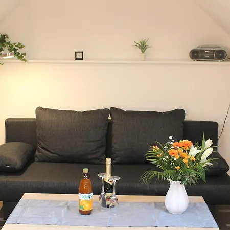 Im Eichenhof Whg 1 - Idyllische Dorflage Nähe Grömitz! Jetzt Mit Wlan! Schashagen