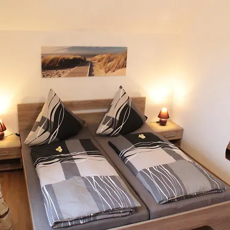 Im Eichenhof Whg 1 - Idyllische Dorflage Nähe Grömitz! Jetzt Mit Wlan! Apartment