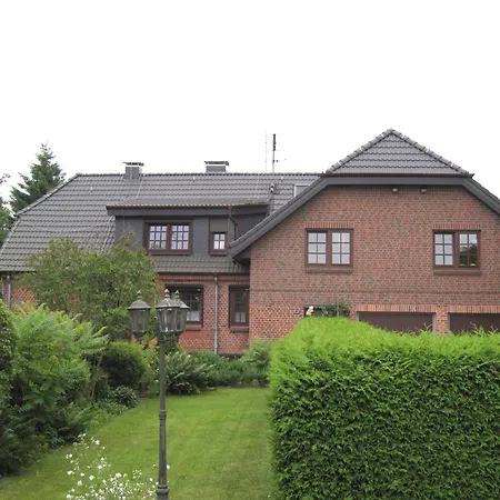 Im Eichenhof Whg 1 - Idyllische Dorflage Nähe Grömitz! Jetzt Mit Wlan!